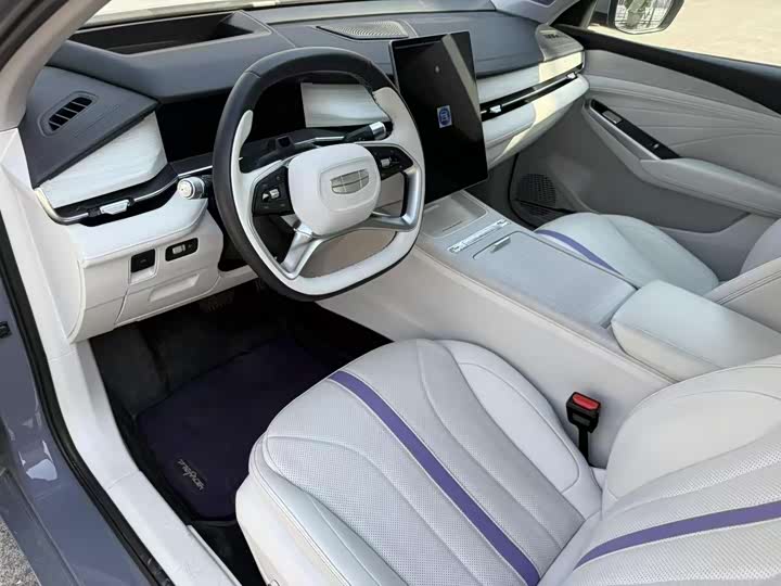 Geely Preface L 2024 2024款 油混 1.5TD 天宫版