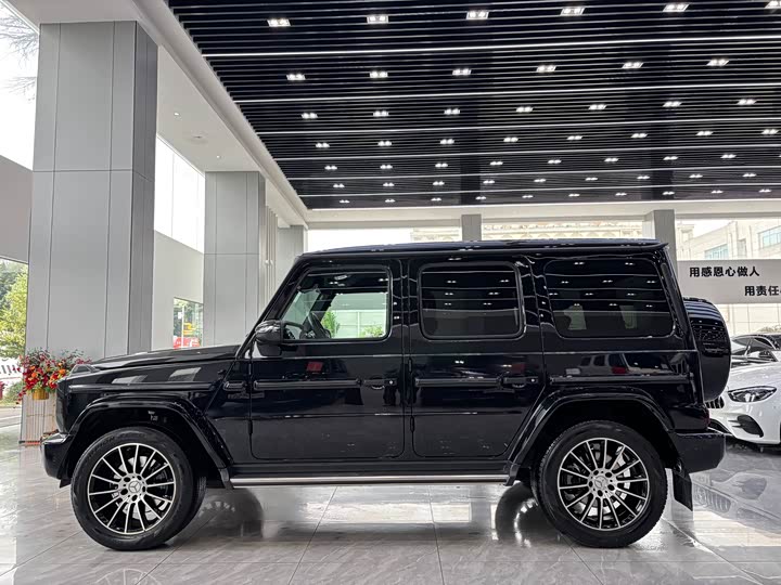 Фото 4 - Mercedes-Benz G-Class