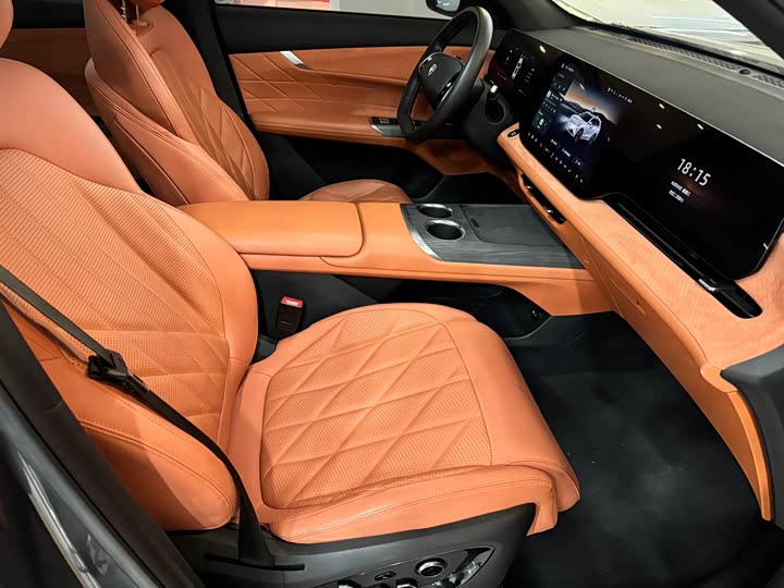 Фото 8 - Changan CS75 Plus