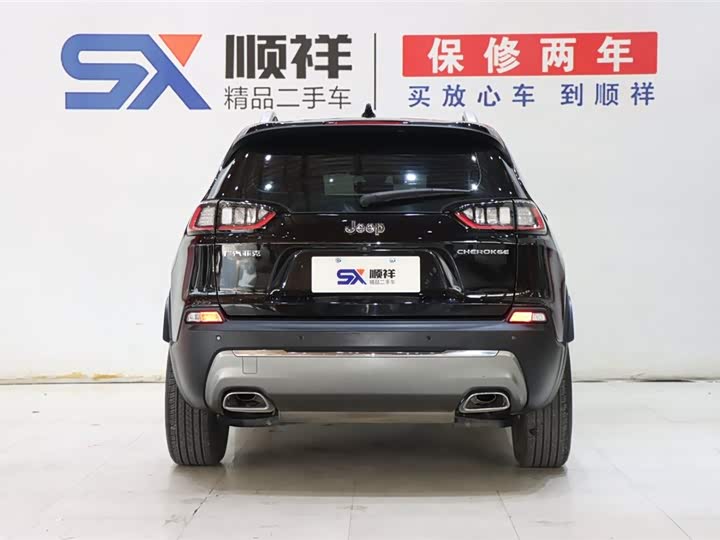 2020 Jeep Cherokee