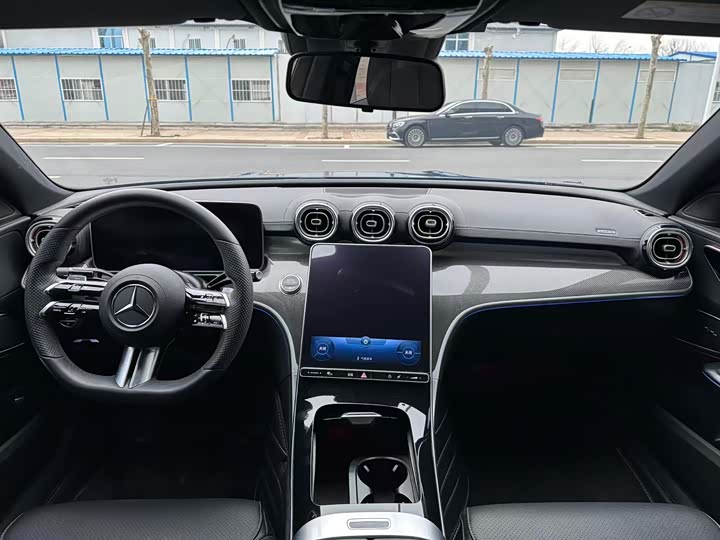 Zdjęcie 6 - Mercedes-Benz C-Class