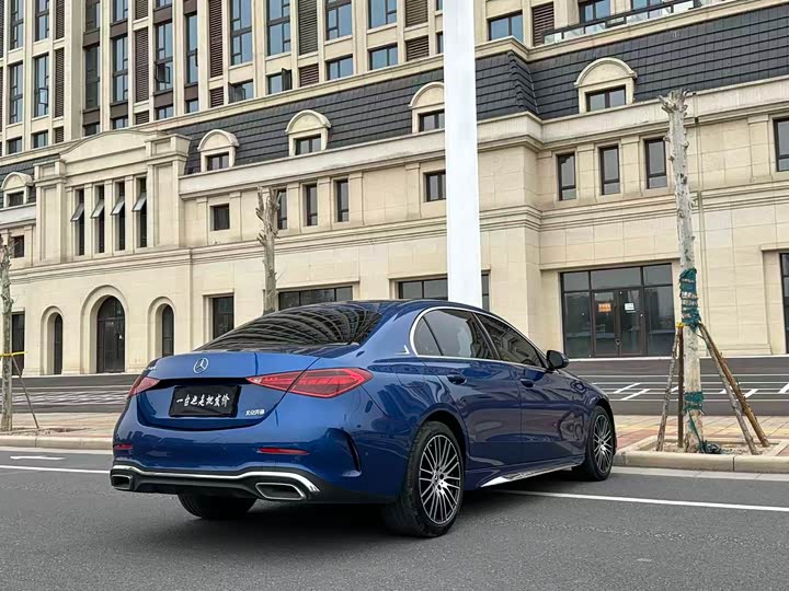 Zdjęcie 9 - Mercedes-Benz C-Class
