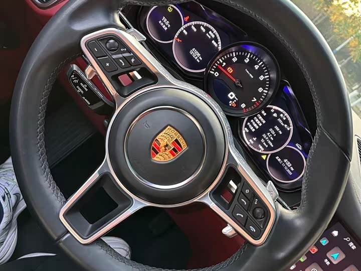 Фото 7 - Porsche Cayenne