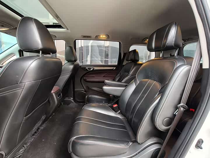GAC Trumpchi M6 2023 2023款 PRO 270T DCT豪华版
