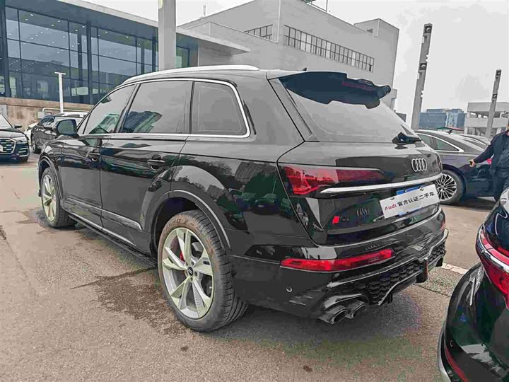 Audi Q7 2025 2025款 55 TFSI quattro S line运动型