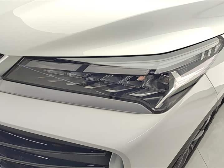 Geely Coolray 2025 2025款 缤越L 1.5TD DCT 超越