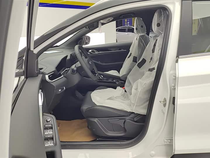 Geely Coolray 2025 2025款 缤越L 1.5TD DCT 超越