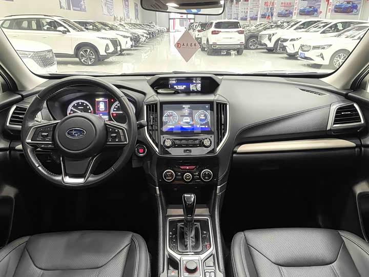 Фото 6 - Subaru Forester