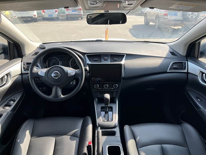Photo 5 - Nissan Sylphy
