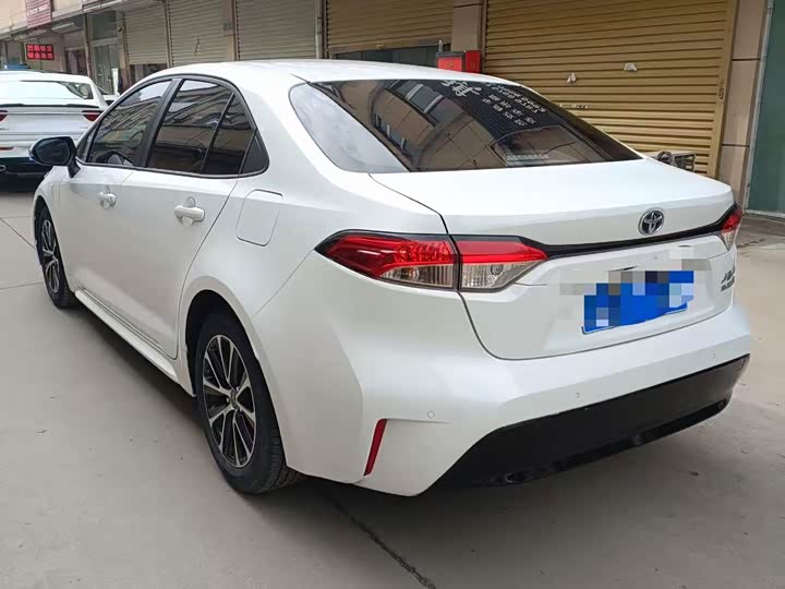 Toyota Levin 2023 2023款 智能电混双擎 1.8L 领先版