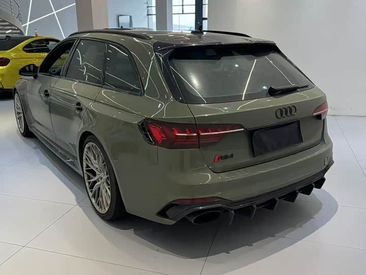 Audi RS 4 2022 2022款 RS4 Avant 黑曜版