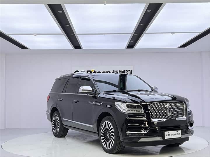 Zdjęcie 2 - Lincoln Navigator