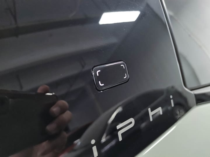 Фото 22 - HiPhi Y