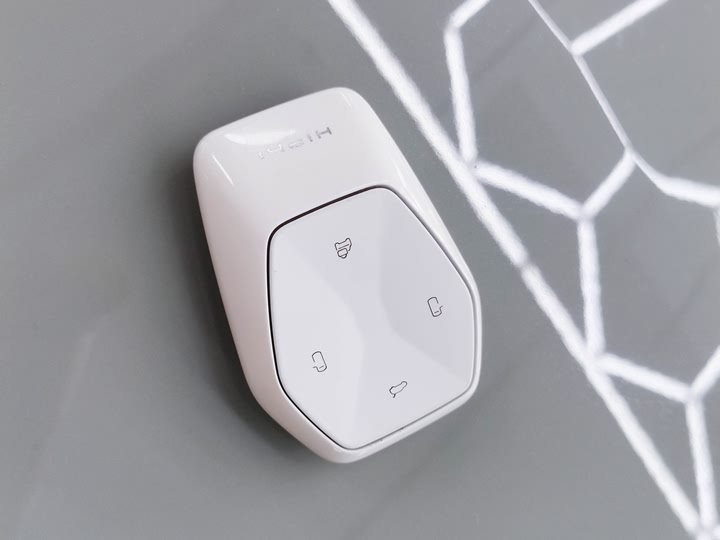 Фото 23 - HiPhi Y