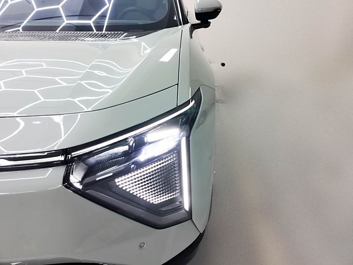 Фото 24 - HiPhi Y