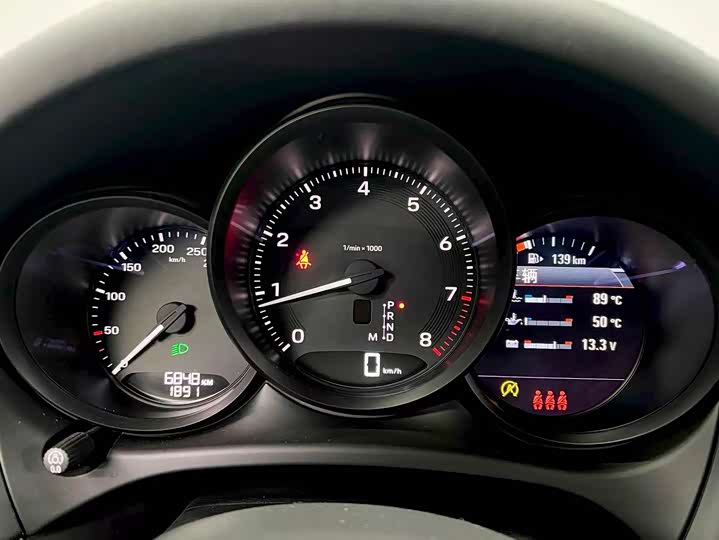 Porsche Macan 2025 2025款 Macan 2.0T 逐梦版