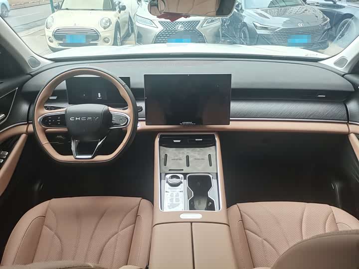 Chery Tiggo 8L 2024 2024款 2.0T 两驱尊贵版 7座