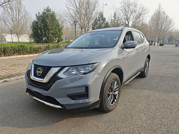 Nissan X-Trail 2025 2025款 荣誉 2.0L 两驱领先版