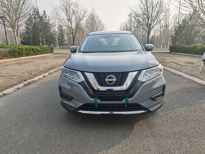 Nissan X-Trail 2025 2025款 荣誉 2.0L 两驱领先版