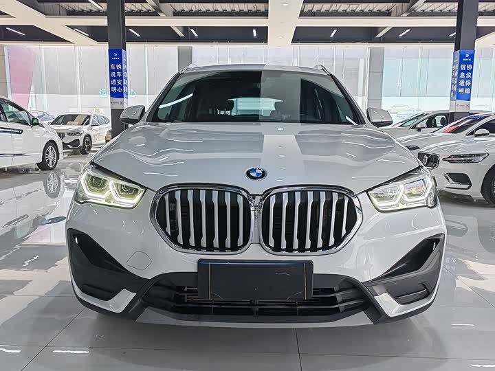 Zdjęcie 2 - BMW X1