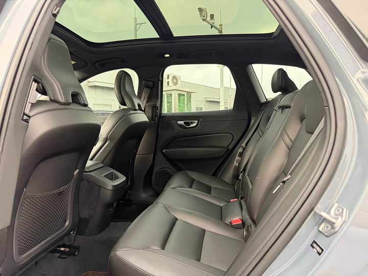 Фото 5 - Volvo XC60