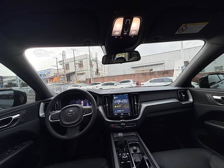 Фото 6 - Volvo XC60