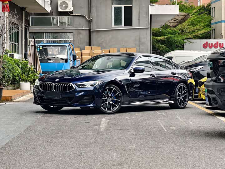 2022 BMW 8 Series