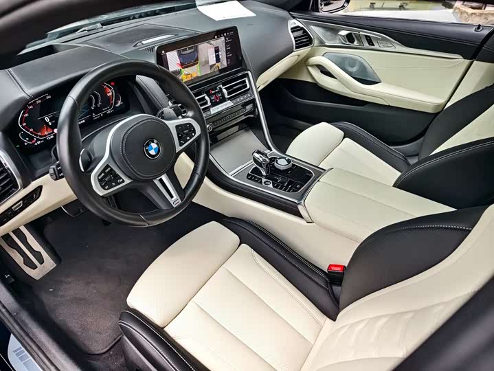 BMW 8 Series 2022 2022款 840i xDrive 四门轿跑车 M运动套装