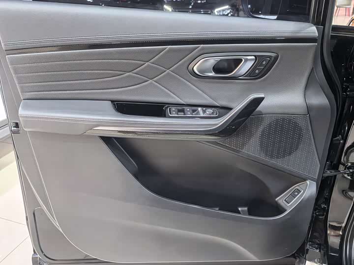 Maxus G90 2022 2022款 2.0T 星河七座版