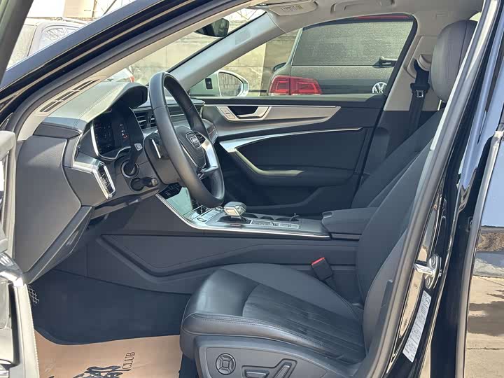 Audi A6 2022 2022款 allroad quattro 探索家 55 TFSI 尊享越野型