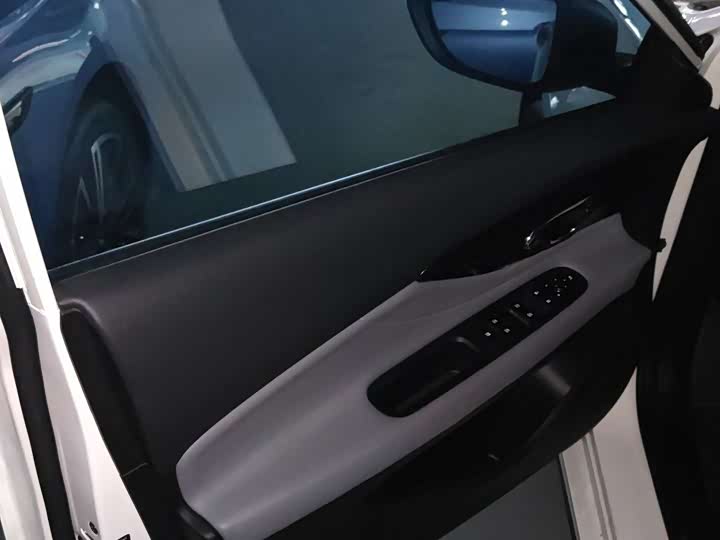 Фото 7 - GAC Trumpchi Empow R