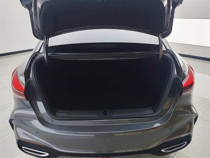 MG Motor 5 2025 2025款 300TGI 全球旗舰版
