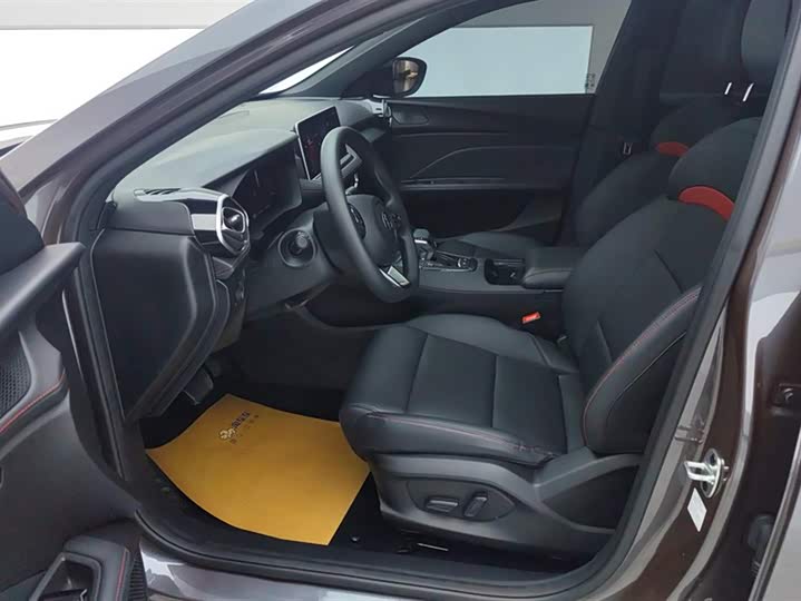 MG Motor 5 2025 2025款 300TGI 全球旗舰版
