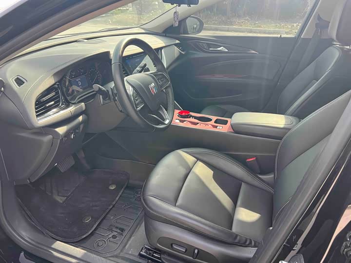 Buick Regal 2025 2025款 25T 超享版