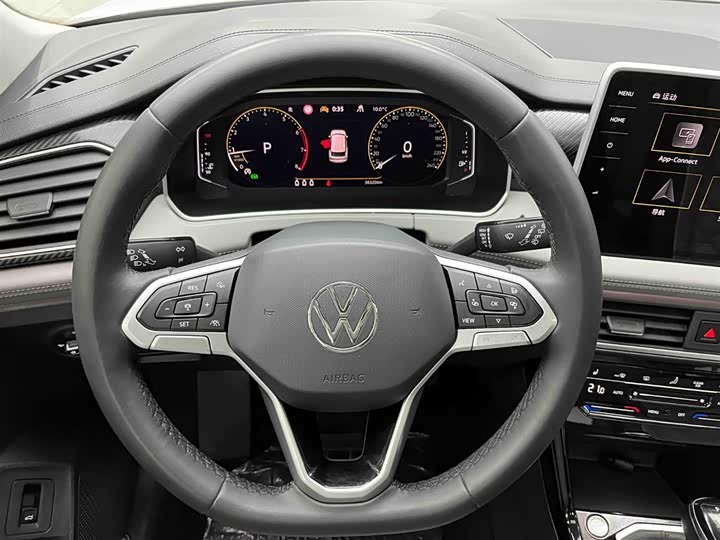Фото 3 - Volkswagen Tayron