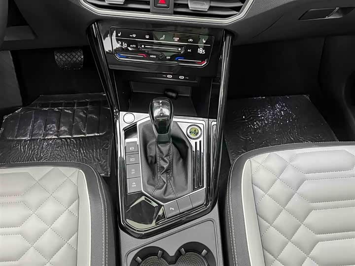 Фото 5 - Volkswagen Tayron
