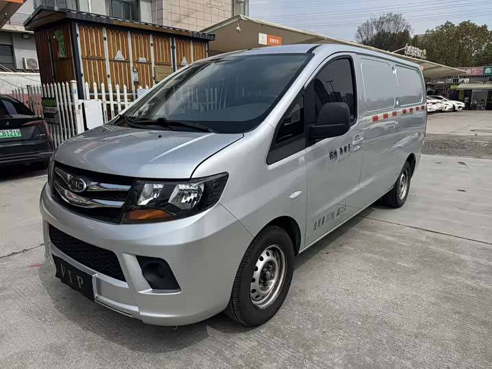 JAC Refine M3 2021 2021款 PLUS 1.8L 2座穿梭版