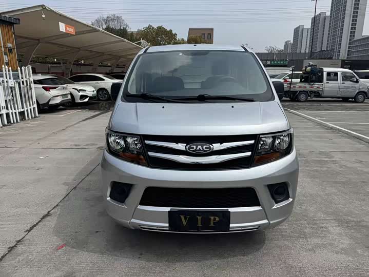 JAC Refine M3 2021 2021款 PLUS 1.8L 2座穿梭版