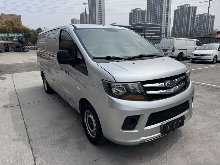 JAC Refine M3 2021 2021款 PLUS 1.8L 2座穿梭版