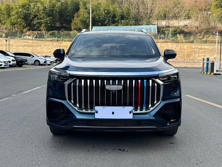 Фото 2 - Geely Okavango L