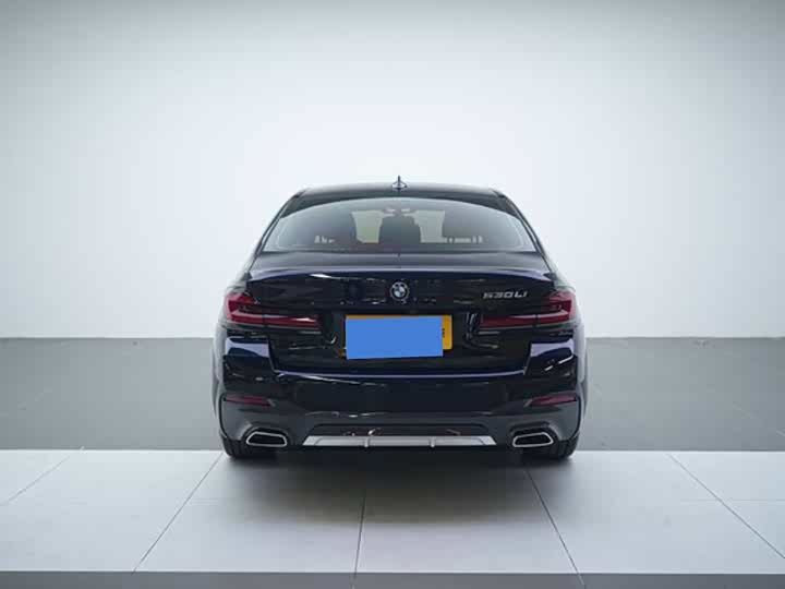 Фото 5 - BMW 5 Series