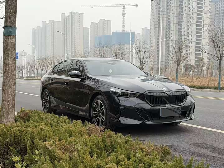BMW 5 Series 2026 2026款 530Li 领先型 M运动套装