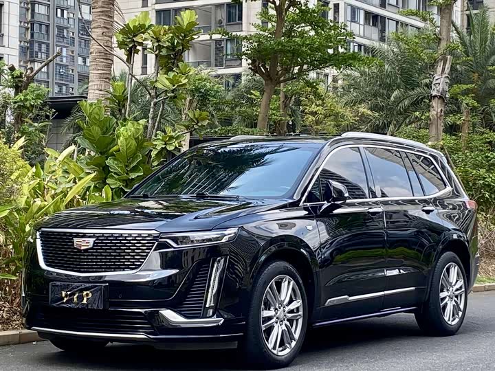 Фото 1 - Cadillac XT6
