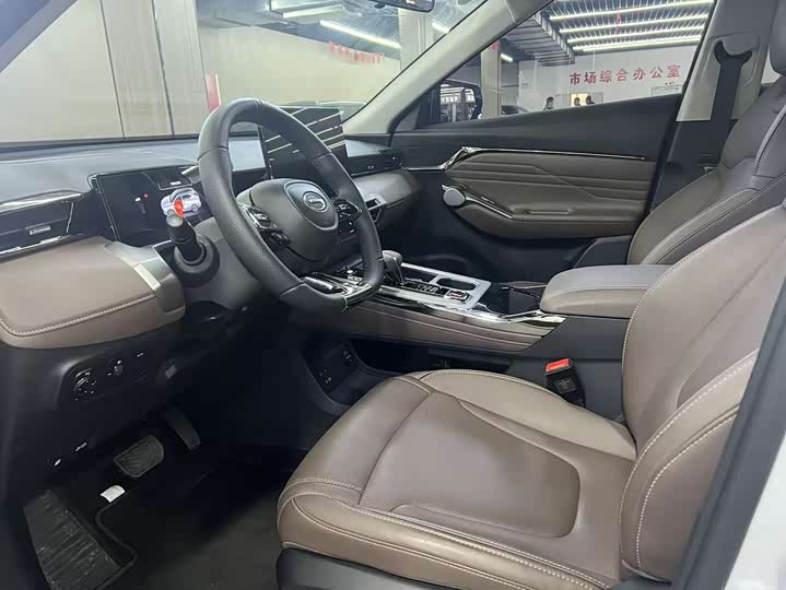 Фото 7 - GAC Trumpchi GS4