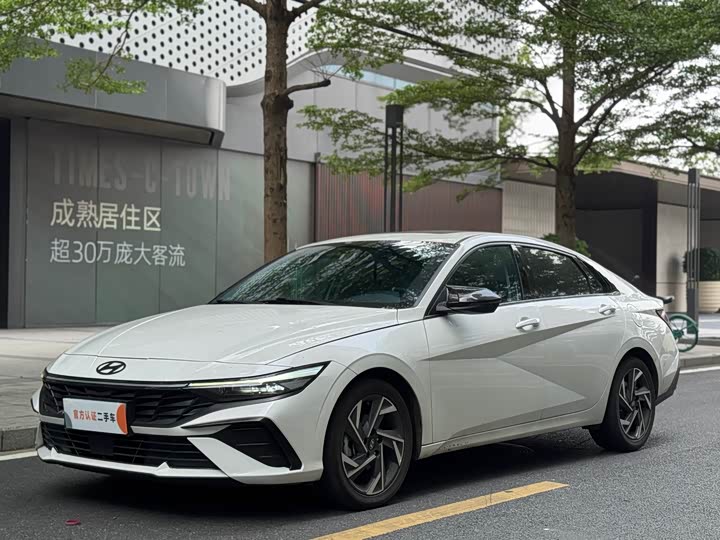 Фото 1 - Hyundai Elantra N line