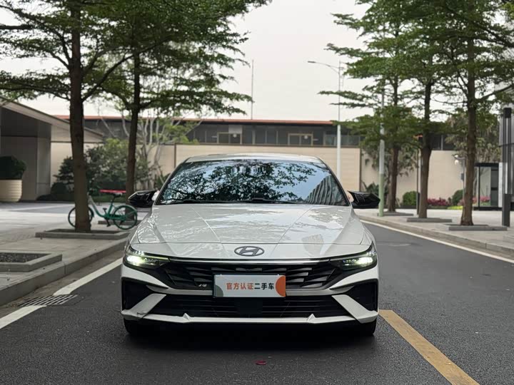 Фото 2 - Hyundai Elantra N line