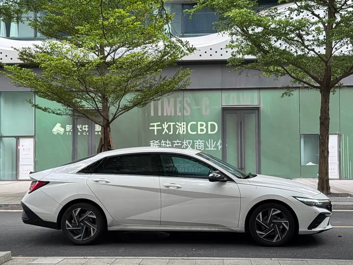 Фото 7 - Hyundai Elantra N line
