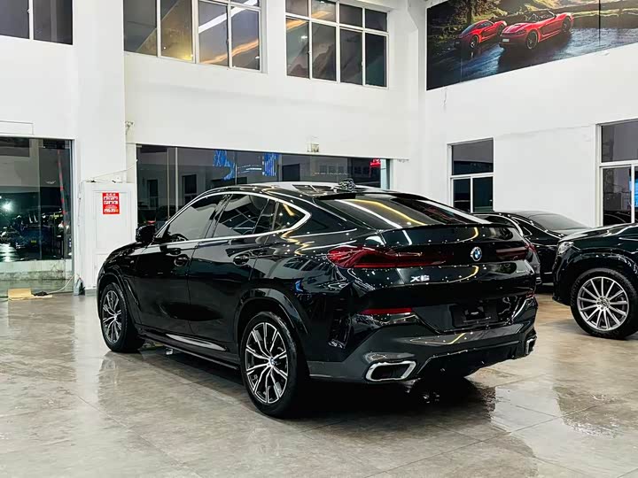 Фото 4 - BMW X6