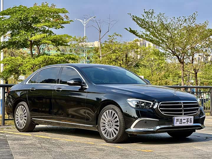 Zdjęcie 3 - Mercedes-Benz E-Class