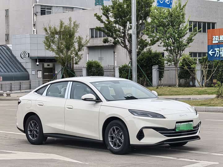 Фото 3 - BYD Seal 06 Hybrid/EV